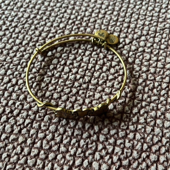 Alex & Ani Mikey & Minnie Kissing Bracelet - Picture 5 of 6